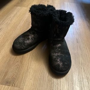 UGG Mini Bailey Bow Ankle Boots